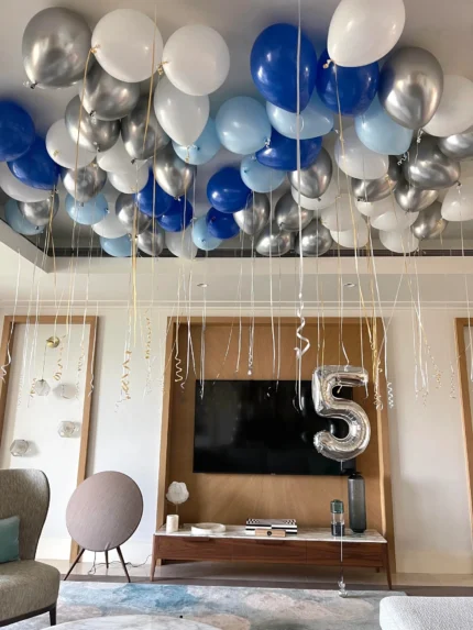 Ceiling Balloons setup